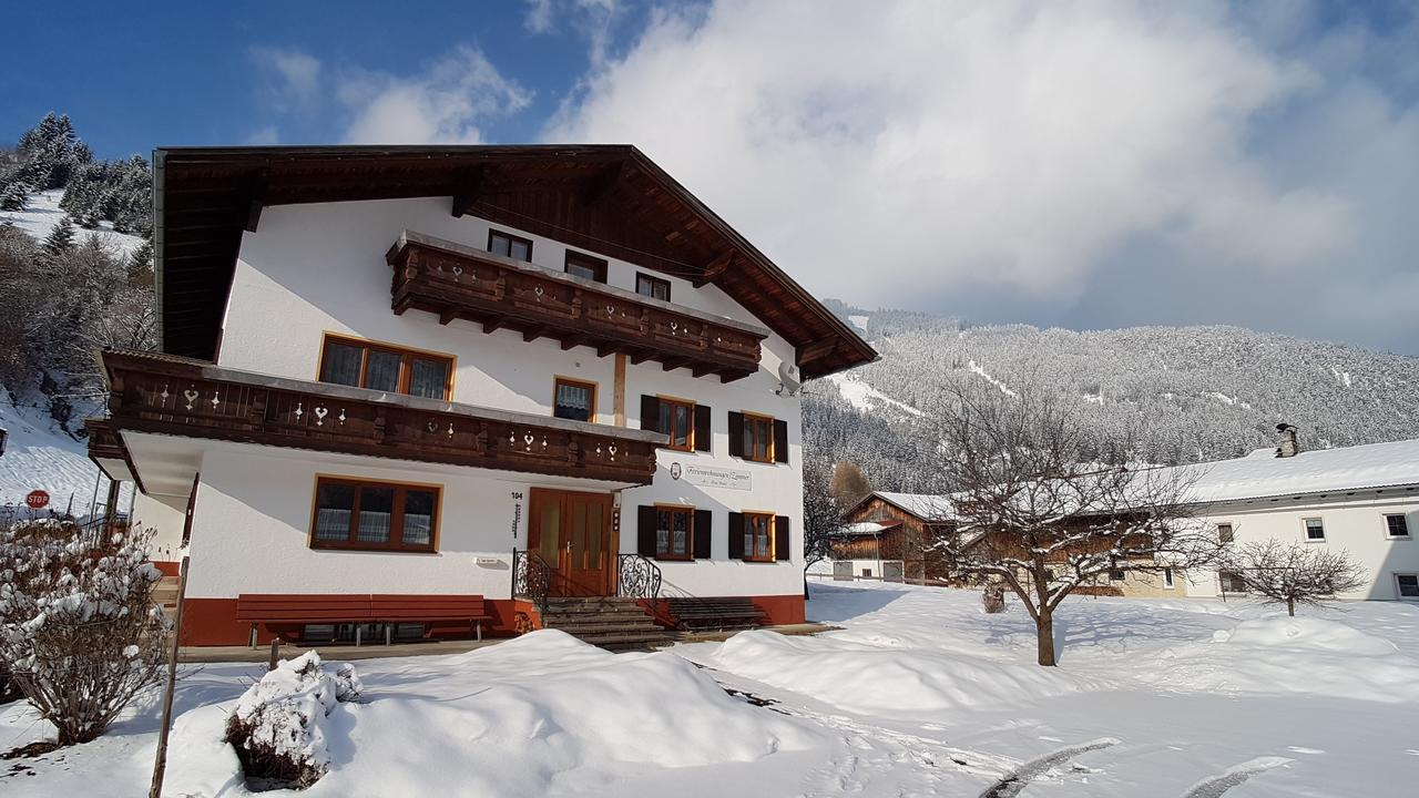 Haus Christof Lägenhet Holzgau Exteriör bild